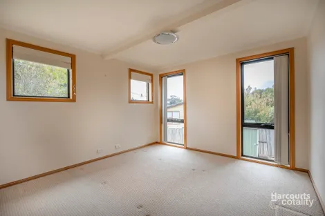 Property photo of 79 Chardonnay Drive Berriedale TAS 7011