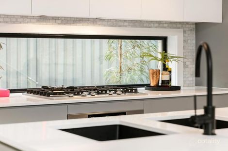 Property photo of 3/11 Ti-Tree Grove Mornington VIC 3931