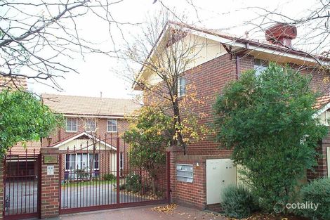 Property photo of 8/2 Victor Road Glen Iris VIC 3146
