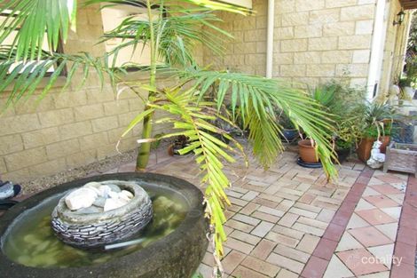 Property photo of 4 Sharpe Close Moonee Beach NSW 2450