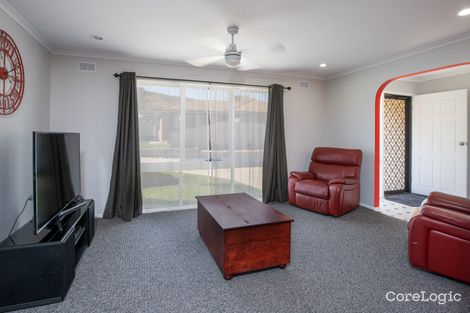 Property photo of 139 Baranbale Way Springdale Heights NSW 2641