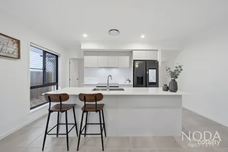 Property photo of 32 Torres Way Spring Mountain QLD 4300