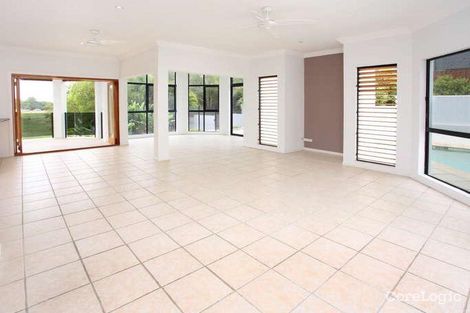 Property photo of 12 Saunders Place Wynnum QLD 4178