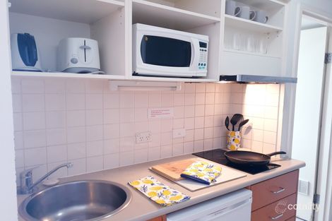 Property photo of 811/9-19 Castlebar Street Kangaroo Point QLD 4169