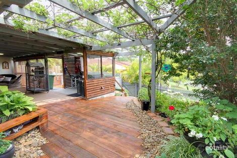 1/11 Gumbeel Ct, Highland Park, QLD 4211