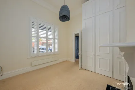 Property photo of 17 Davis Street Carlton North VIC 3054