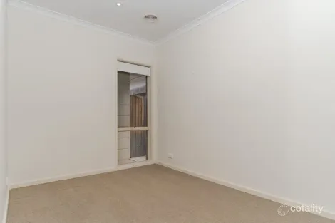 Property photo of 63 Rockwood Street Casey ACT 2913