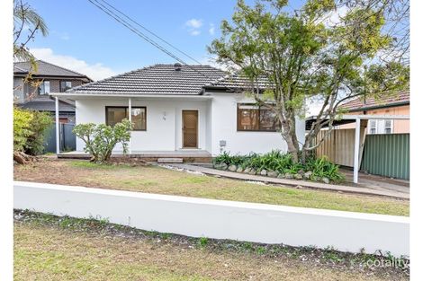 Property photo of 20 Highland Road Peakhurst NSW 2210