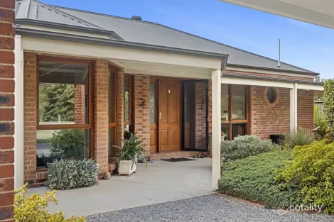Property photo of 47 Melbourne Road Gisborne VIC 3437