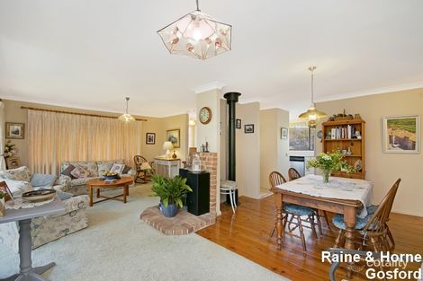 Property photo of 40 Malison Street Wyoming NSW 2250