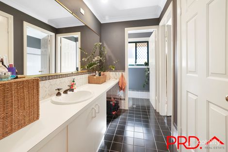 Property photo of 31 Caloola Street Hillvue NSW 2340