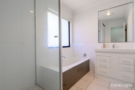 Property photo of 73 Daintree Boulevard New Auckland QLD 4680