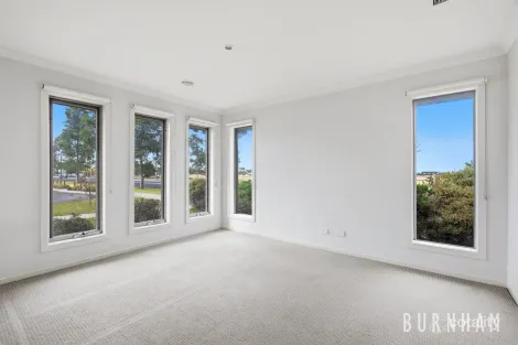 Property photo of 24 Coleridge Circuit Williams Landing VIC 3027