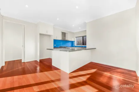 1/5 Peacock St, Burwood, VIC 3125