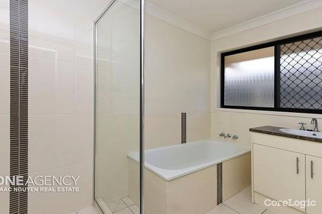 Property photo of 9 Highland Place Forest Lake QLD 4078