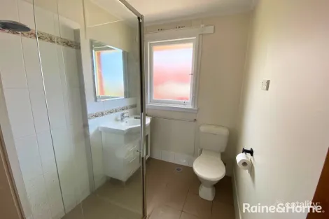 Property photo of 33 McKay Street Nowra NSW 2541