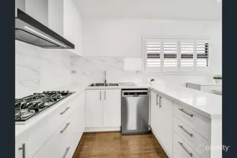 Property photo of 27 Melaleuca Drive Meadow Heights VIC 3048