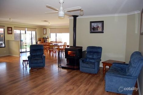 Property photo of 38 Macquarie Drive Australind WA 6233