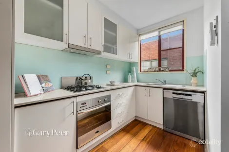 Property photo of 1/340A Dandenong Road St Kilda East VIC 3183