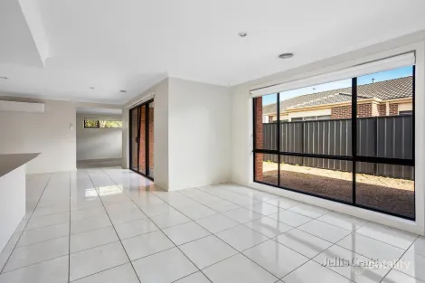 Property photo of 51 Pankhurst Promenade Point Cook VIC 3030