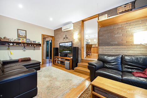 Property photo of 10 Tristram Court Glen Waverley VIC 3150