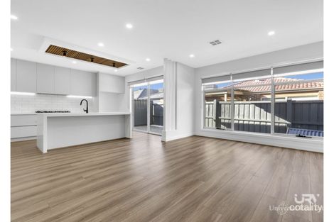 Property photo of 11 Wallowa Street Mickleham VIC 3064