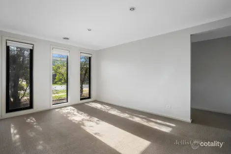 Property photo of 51 Pankhurst Promenade Point Cook VIC 3030