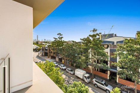 Property photo of 207/113 Commercial Road Teneriffe QLD 4005
