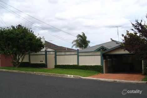 131 Albany St, Point Frederick, NSW 2250