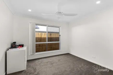 Property photo of 8 Palmview Street Ripley QLD 4306