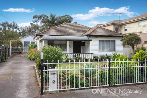 Property photo of 32 Primula Avenue Brooklyn VIC 3012