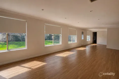 Property photo of 2 Karingal Place Moree NSW 2400