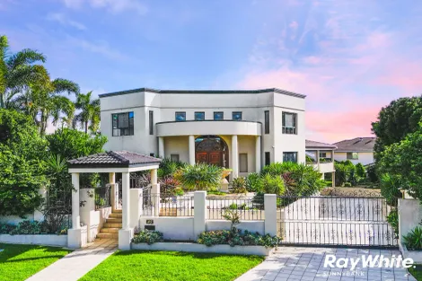 Property photo of 35 Holborn Crescent Carindale QLD 4152