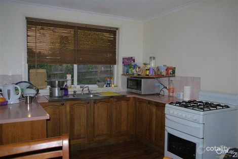 Property photo of 33 James Sea Drive Green Point NSW 2251