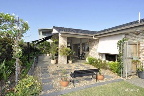 Property photo of 8 Savannah Avenue Oxenford QLD 4210
