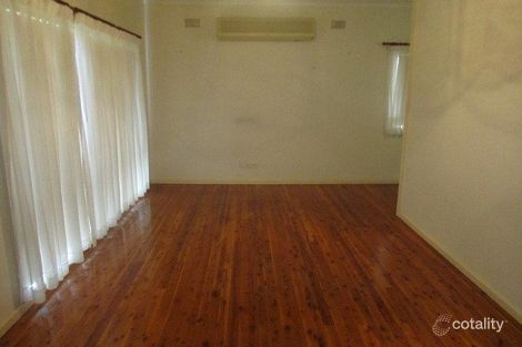 Property photo of 37 Fitzpatrick Crescent Casula NSW 2170