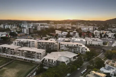 Property photo of 113/95 Clarence Road Indooroopilly QLD 4068