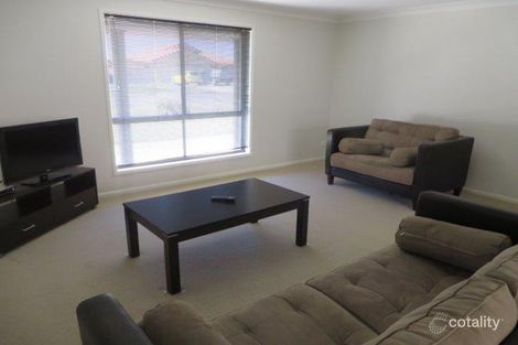 Property photo of 1/11 Allunga Street Glenfield Park NSW 2650