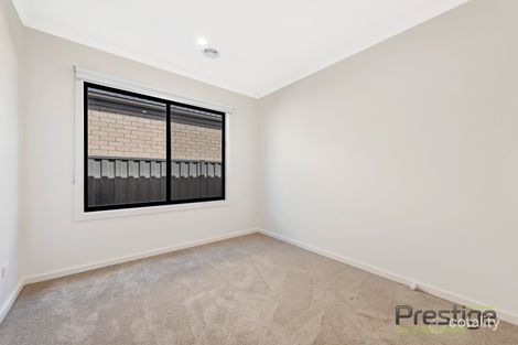 Property photo of 31 Greenwich Drive Berwick VIC 3806
