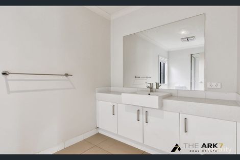 Property photo of 47 Marble Drive Cobblebank VIC 3338