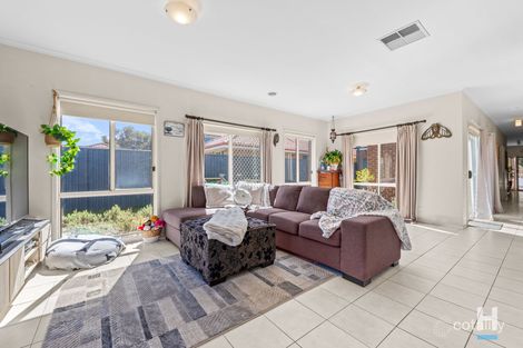 Property photo of 14 River Red Grove Pakenham VIC 3810