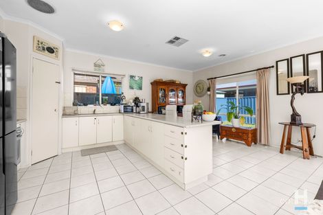 Property photo of 14 River Red Grove Pakenham VIC 3810