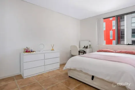 Property photo of 32/4-6 Browne Parade Warwick Farm NSW 2170