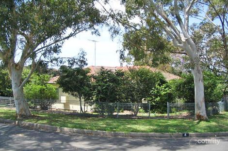 Property photo of 4 Nulgarra Avenue Gymea Bay NSW 2227