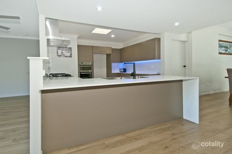 Property photo of 10 Van Dieman Crescent Springwood QLD 4127