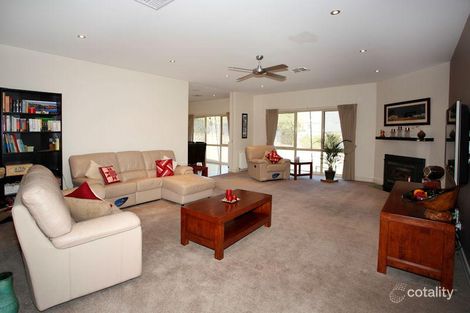 Property photo of 30 Royal Crescent Beaconsfield VIC 3807