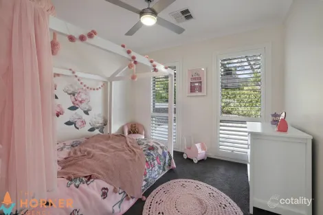 Property photo of 24 Weaver Crescent Watanobbi NSW 2259