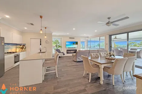 Property photo of 24 Weaver Crescent Watanobbi NSW 2259