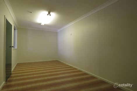 Property photo of 11 Tasman Avenue Lethbridge Park NSW 2770