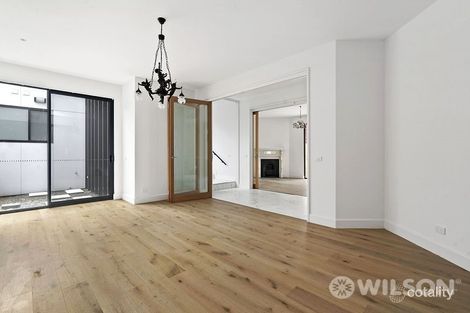 8 Meredith St, Elwood, VIC 3184